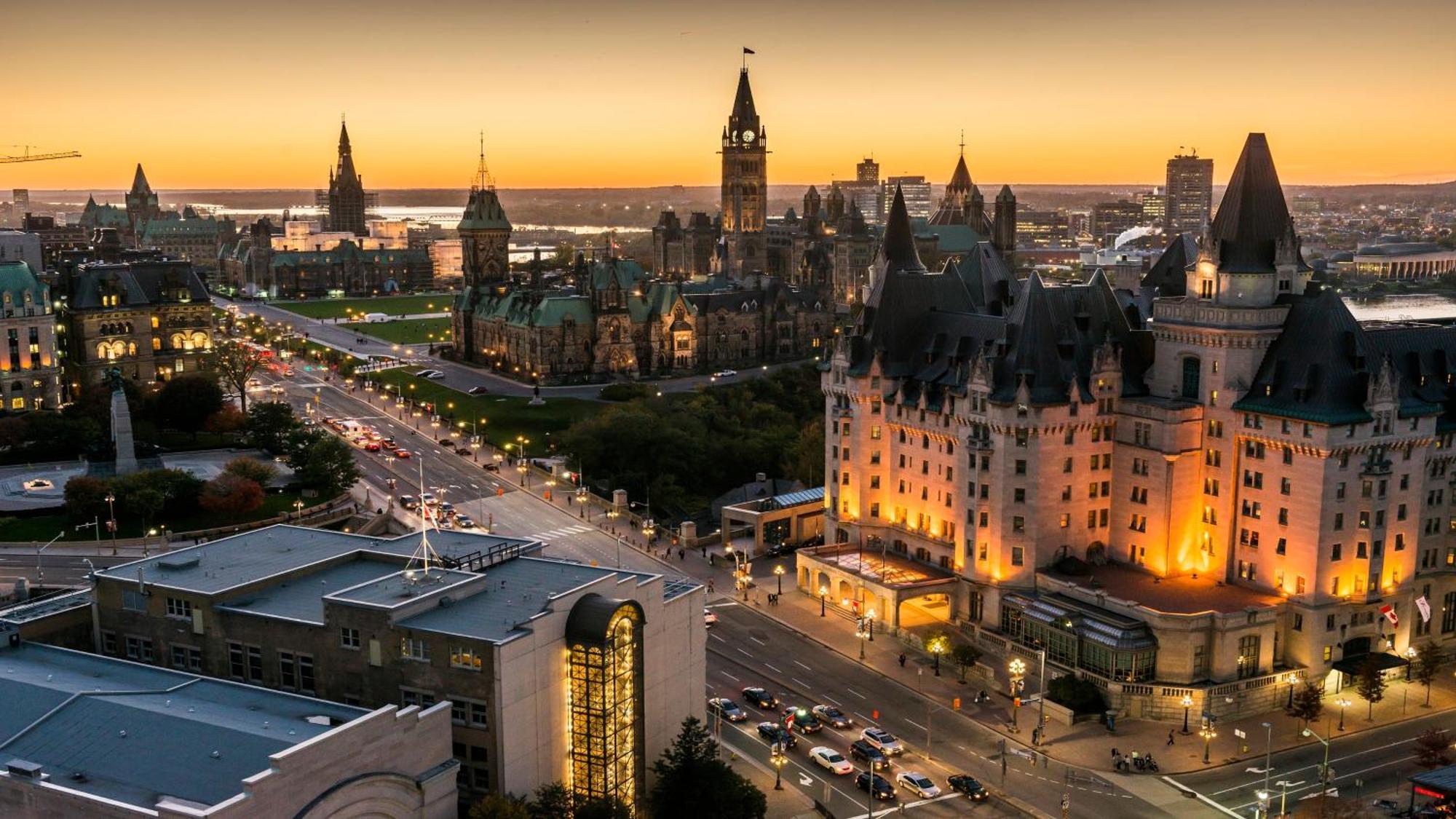 Holiday Inn - Ottawa Dwtn - Parliament Hill By Ihg Esterno foto